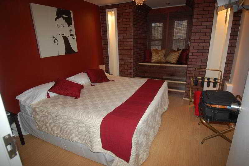 Celebrities Hotel Montréal Dış mekan fotoğraf