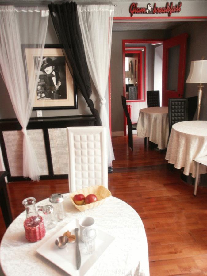 Celebrities Hotel Montréal Oda fotoğraf